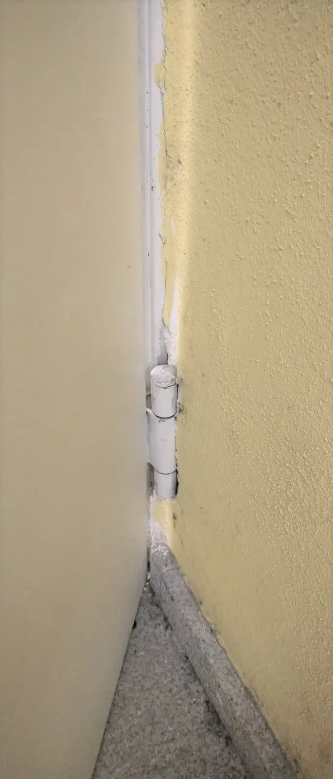 Mantenimiento obligatorio en puertas EI